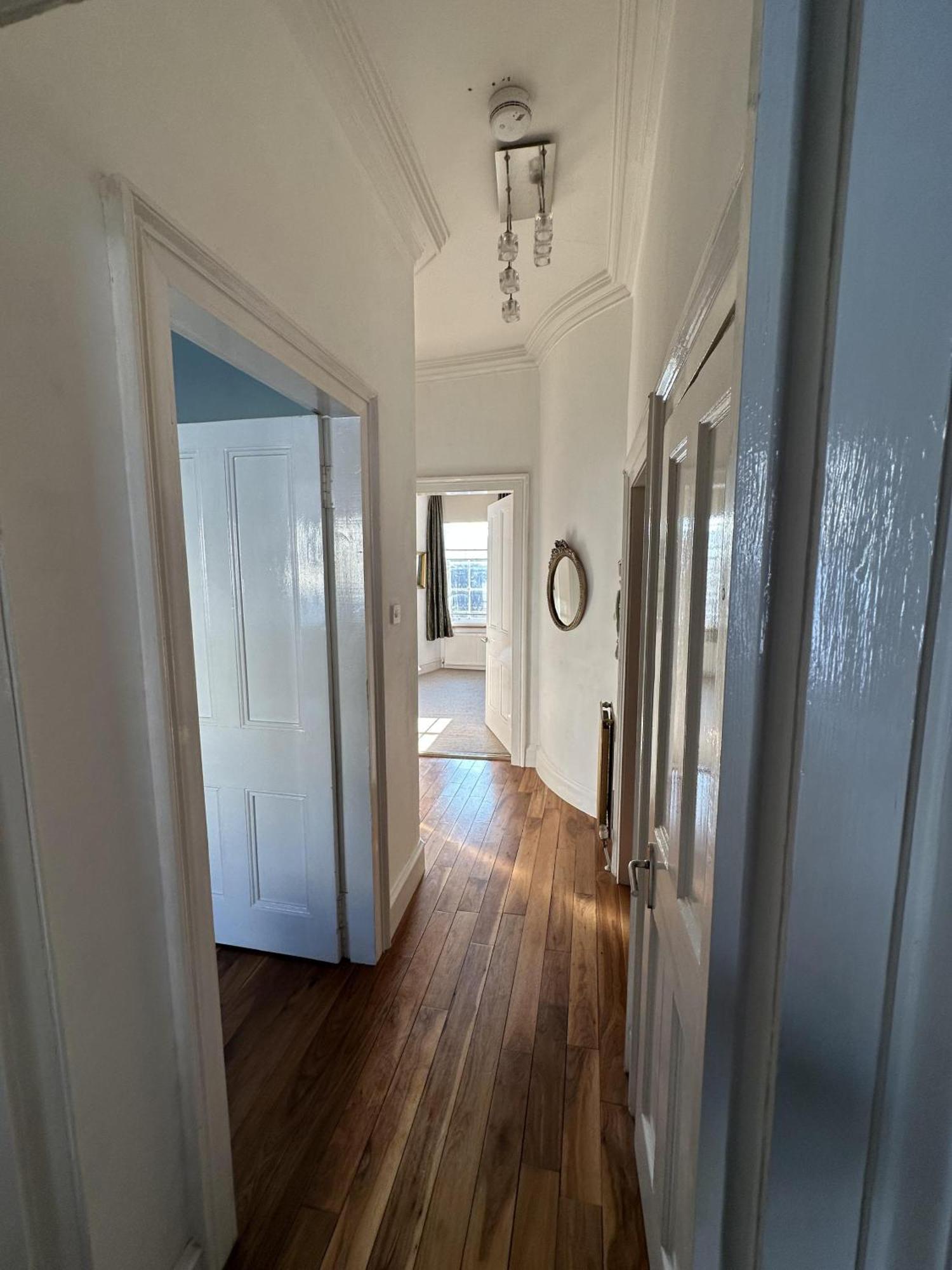 Charming 2-Bedroom Apartment Located In Ayr Exterior photo